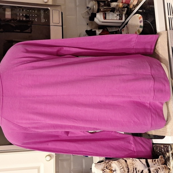 A  Livi solid purple stretch long sleeve plus size active top 18/20 - Picture 2 of 4